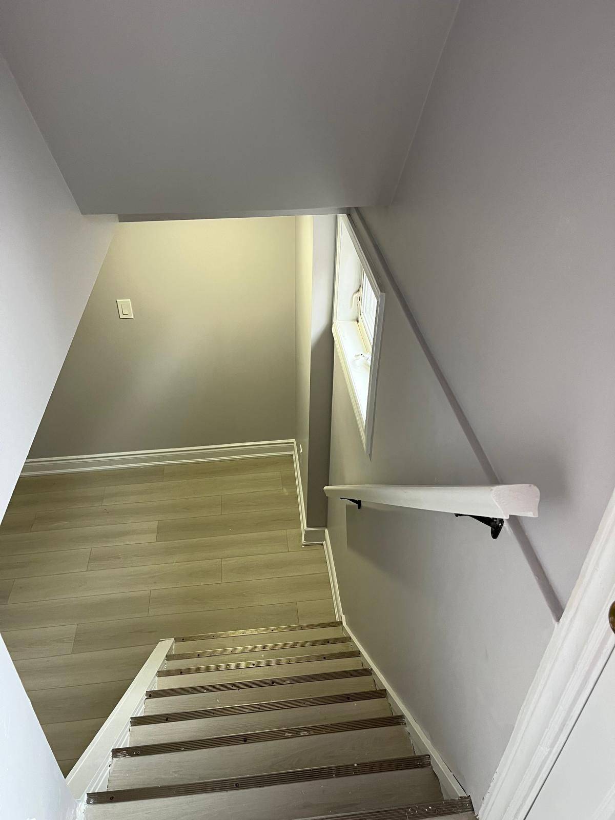 Hamilton, ON L8T 2C8,15 Camille CT #Lower