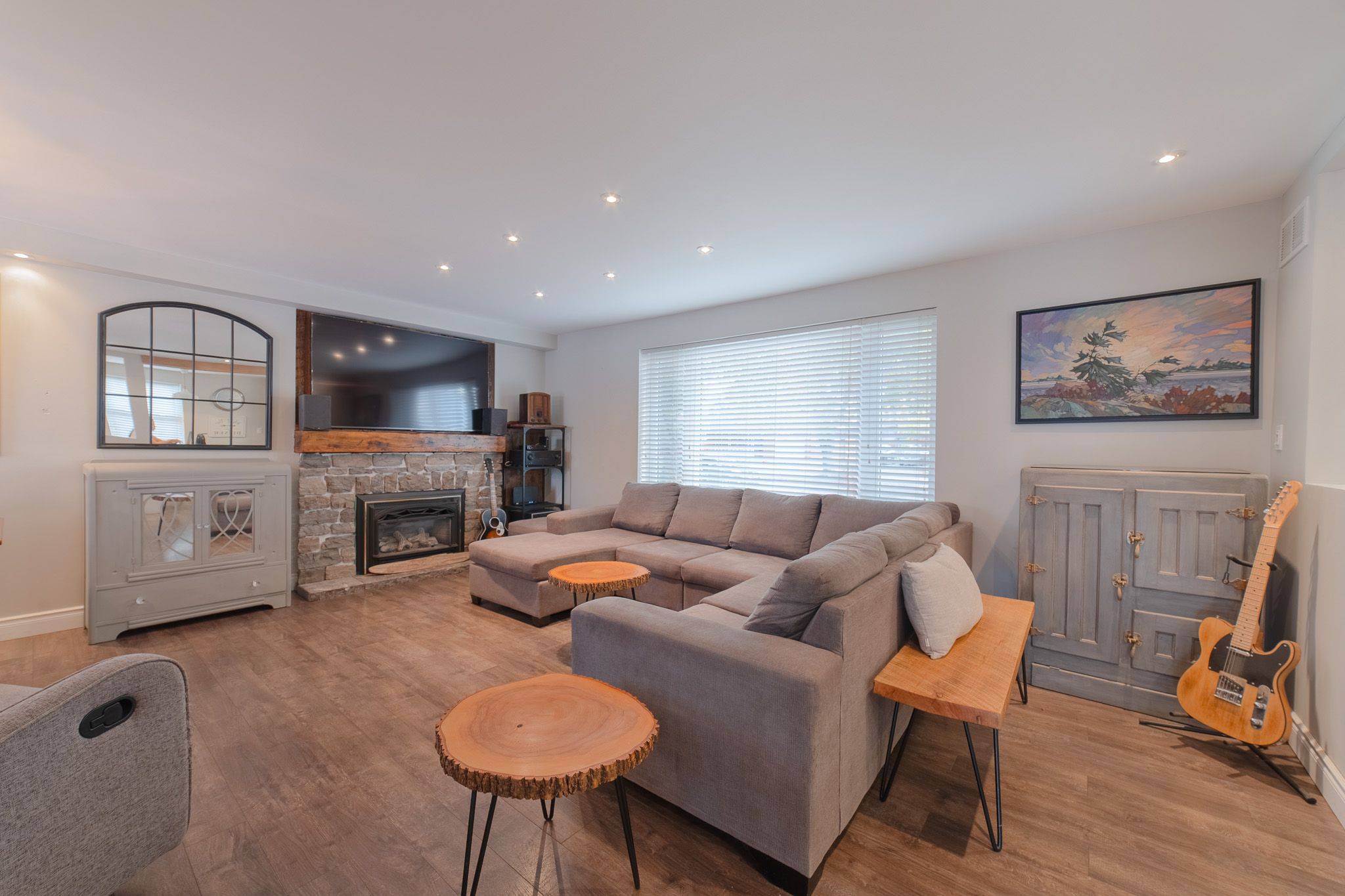 Thorold, ON L2V 3A9,66 Maitland ST