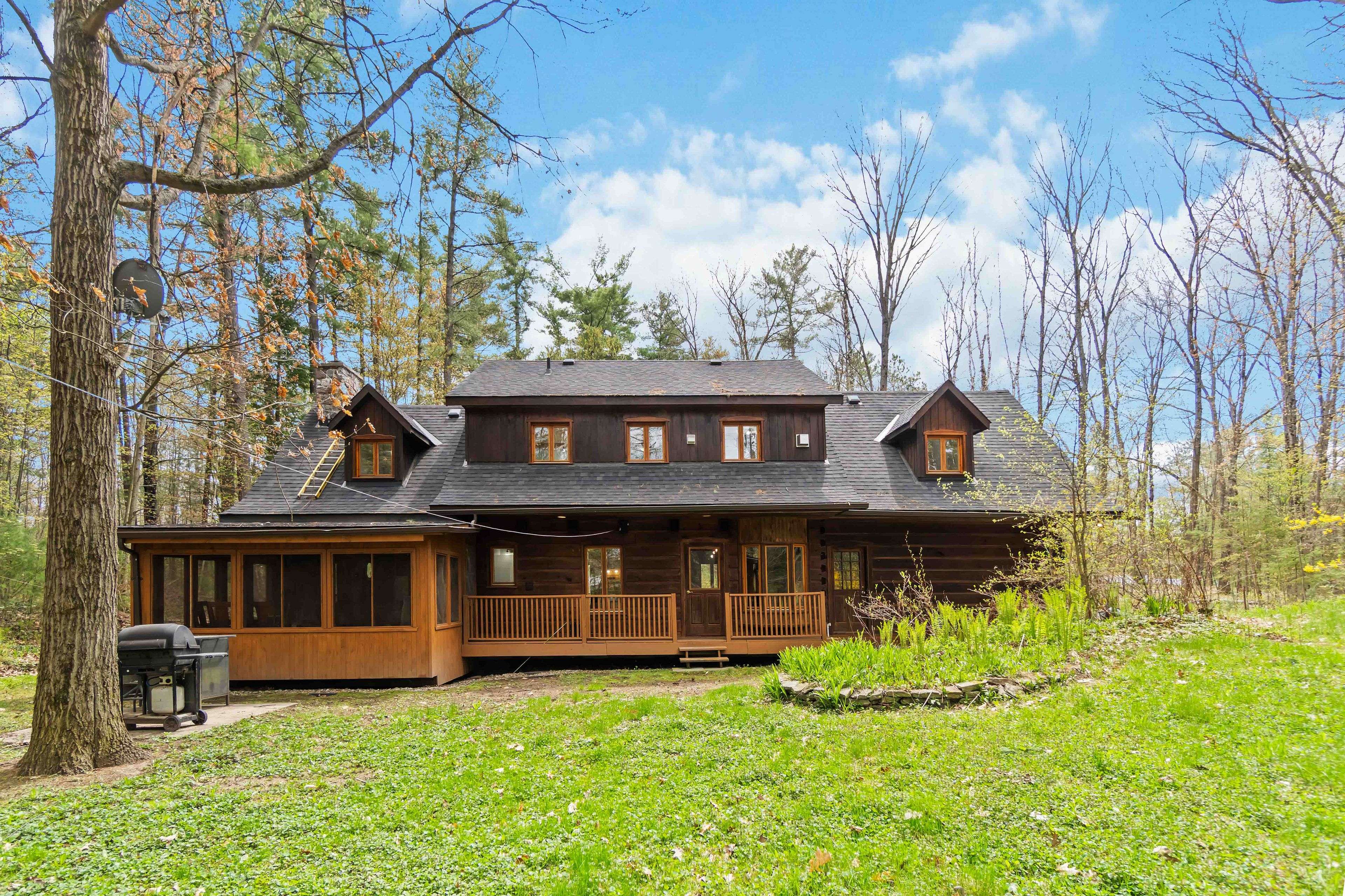 Constance Bay - Dunrobin - Kilmaurs - Woodlawn, ON K0A 3M0,101 Myrtle LN