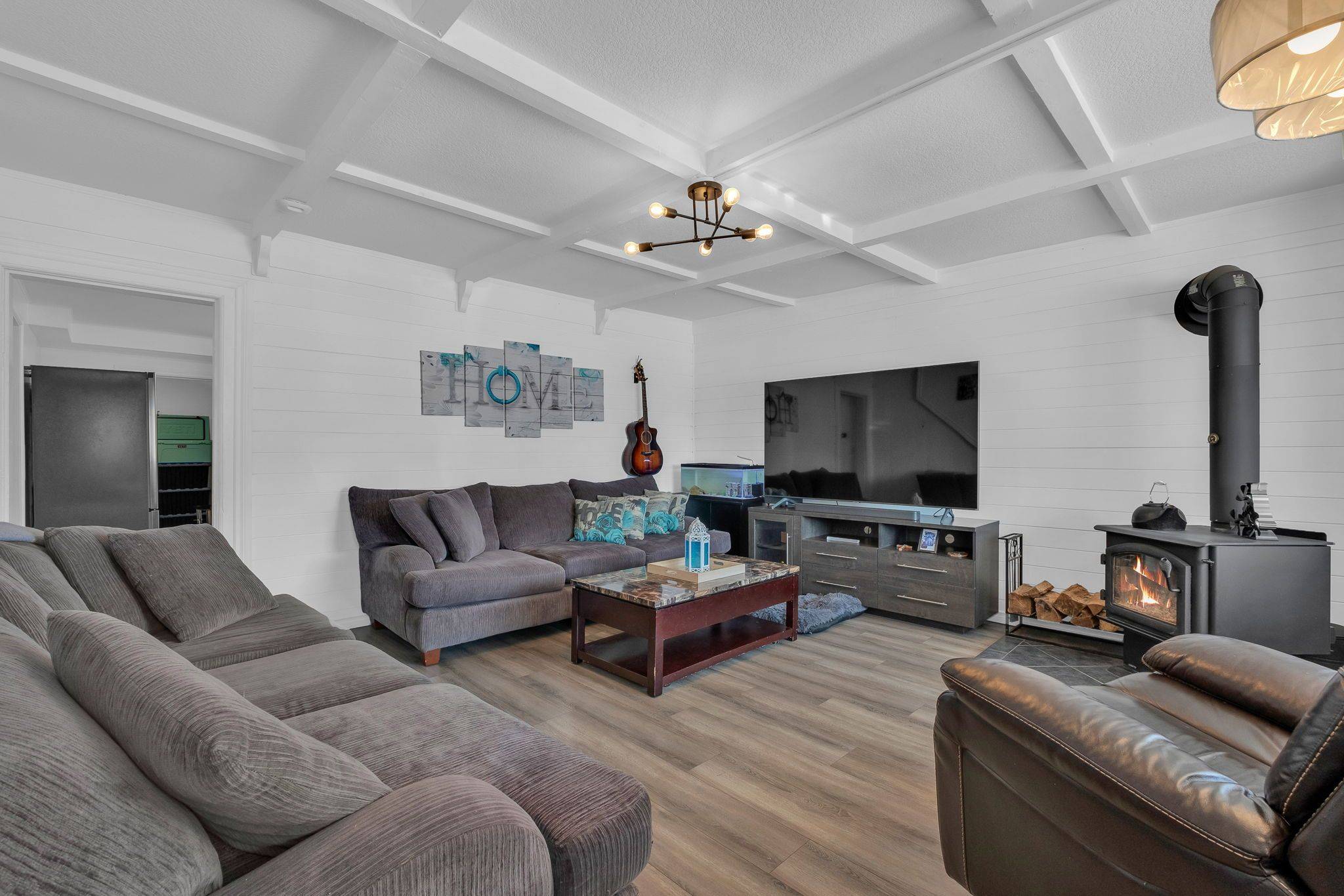 Quinte West, ON K8V 1T4,76 Princess ST