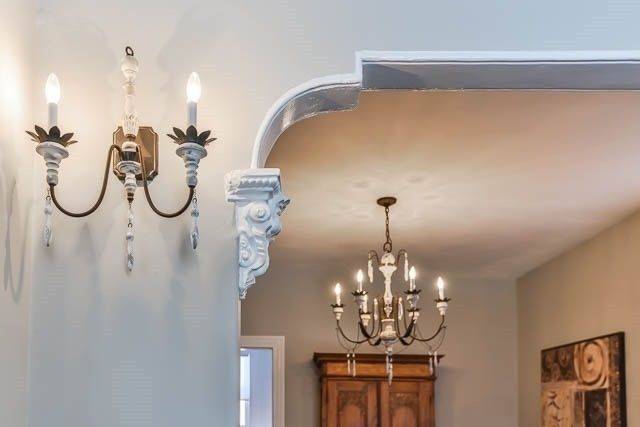 Hamilton, ON L9H 2P6,32 Main ST