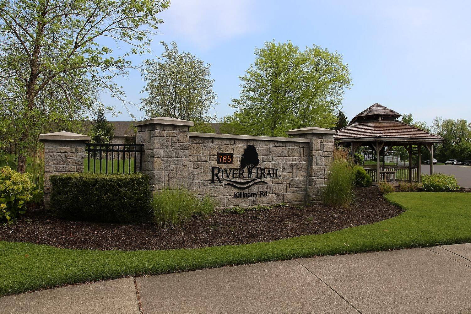 London North, ON N5X 0H6,765 Killarney RD #63