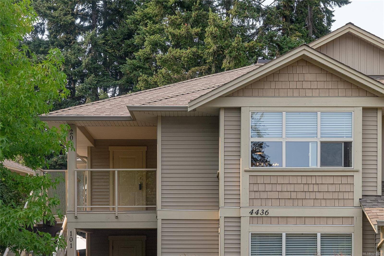 Nanaimo, BC V9T 0E6,4436 Hedgestone Pl #201