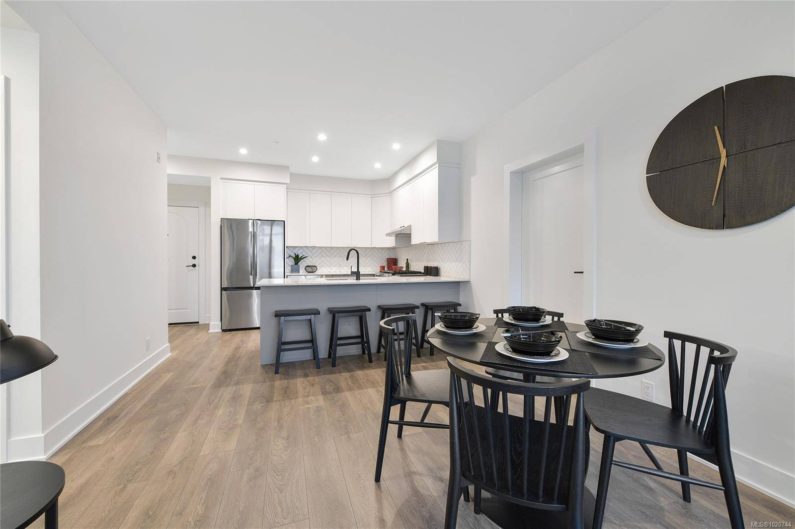 Langford, BC V9B 7C5,1110 Samar Cres #303