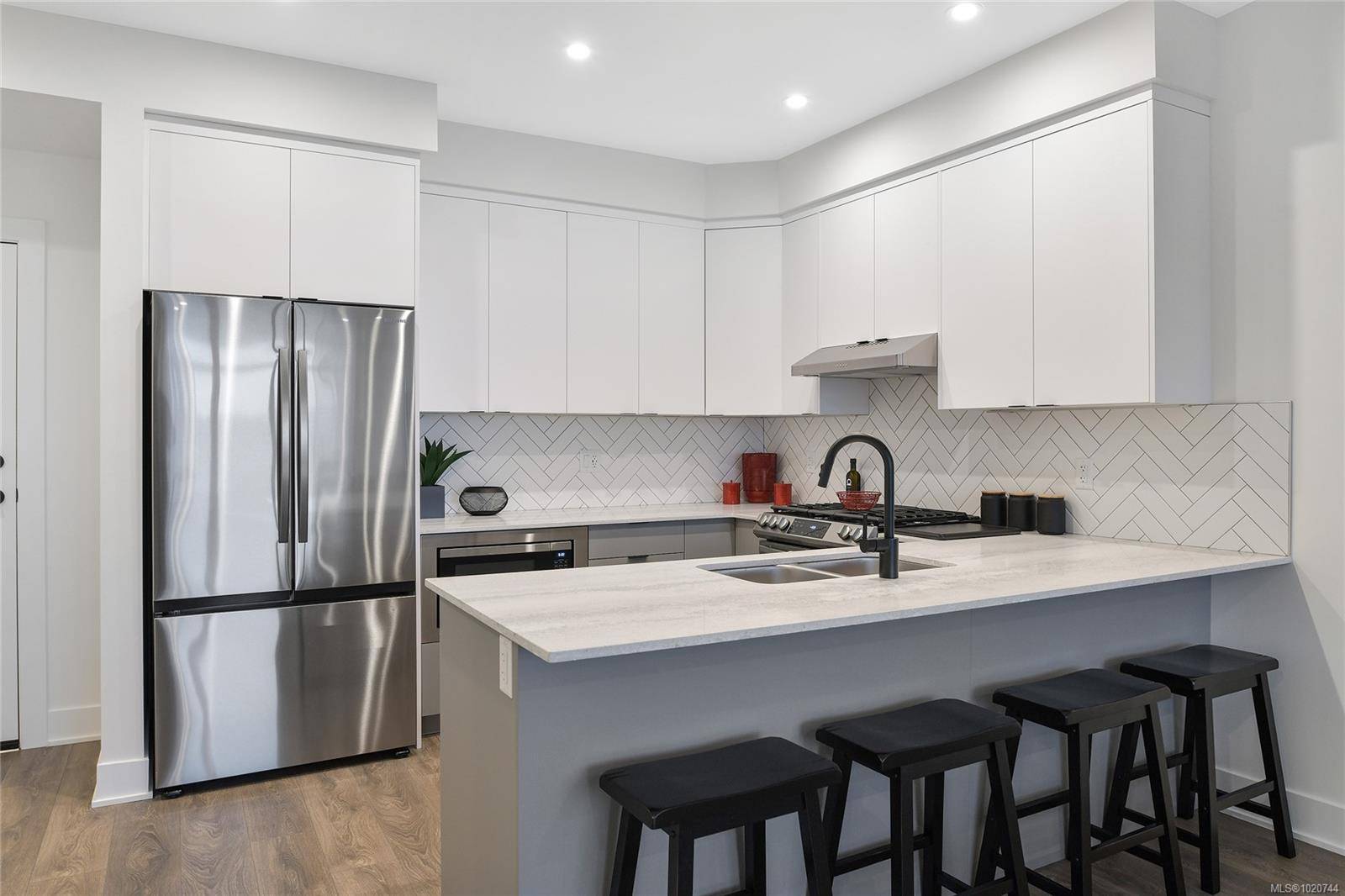 Langford, BC V9B 7C5,1110 Samar Cres #303