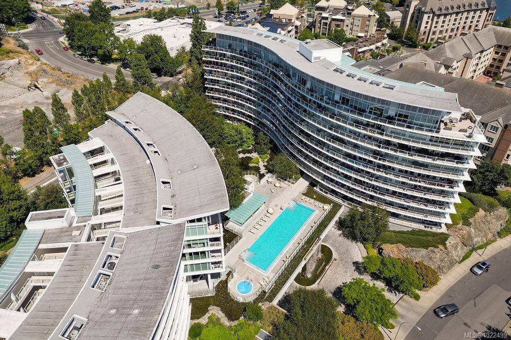 Victoria, BC V9A 0A2,66 SONGHEES Rd #302