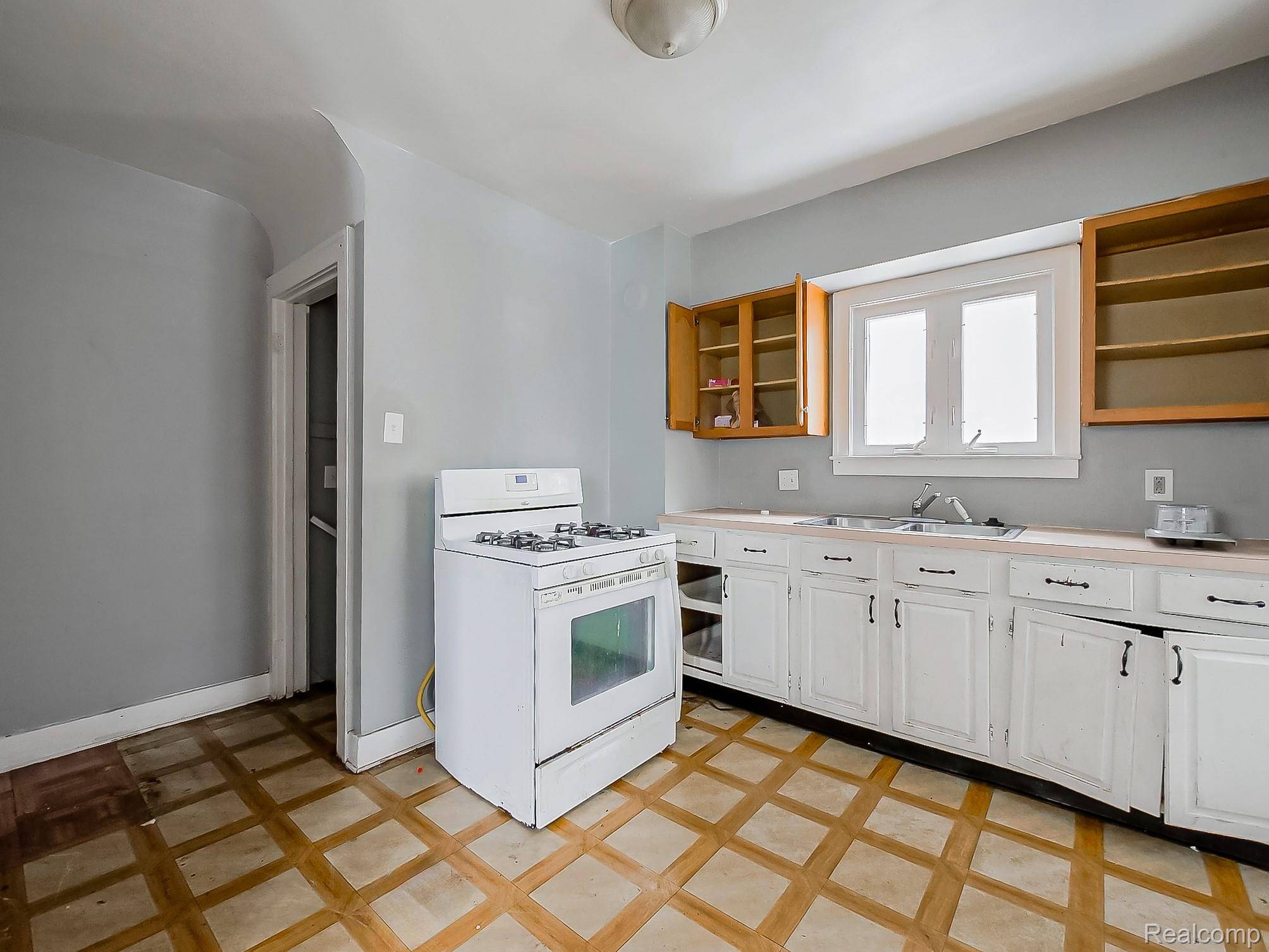 Detroit, MI 48238,15495 Ohio ST