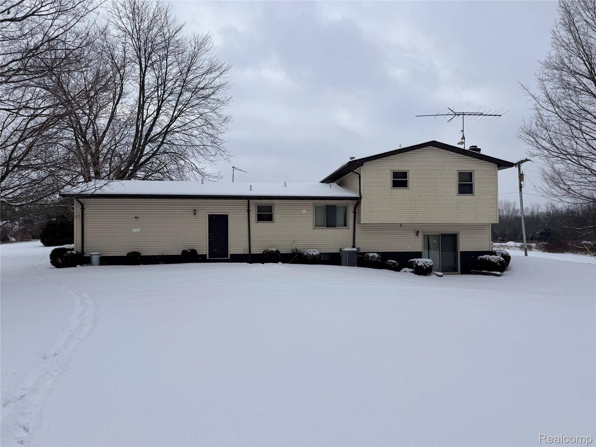 Fowlerville, MI 48836,5376 Owosso RD