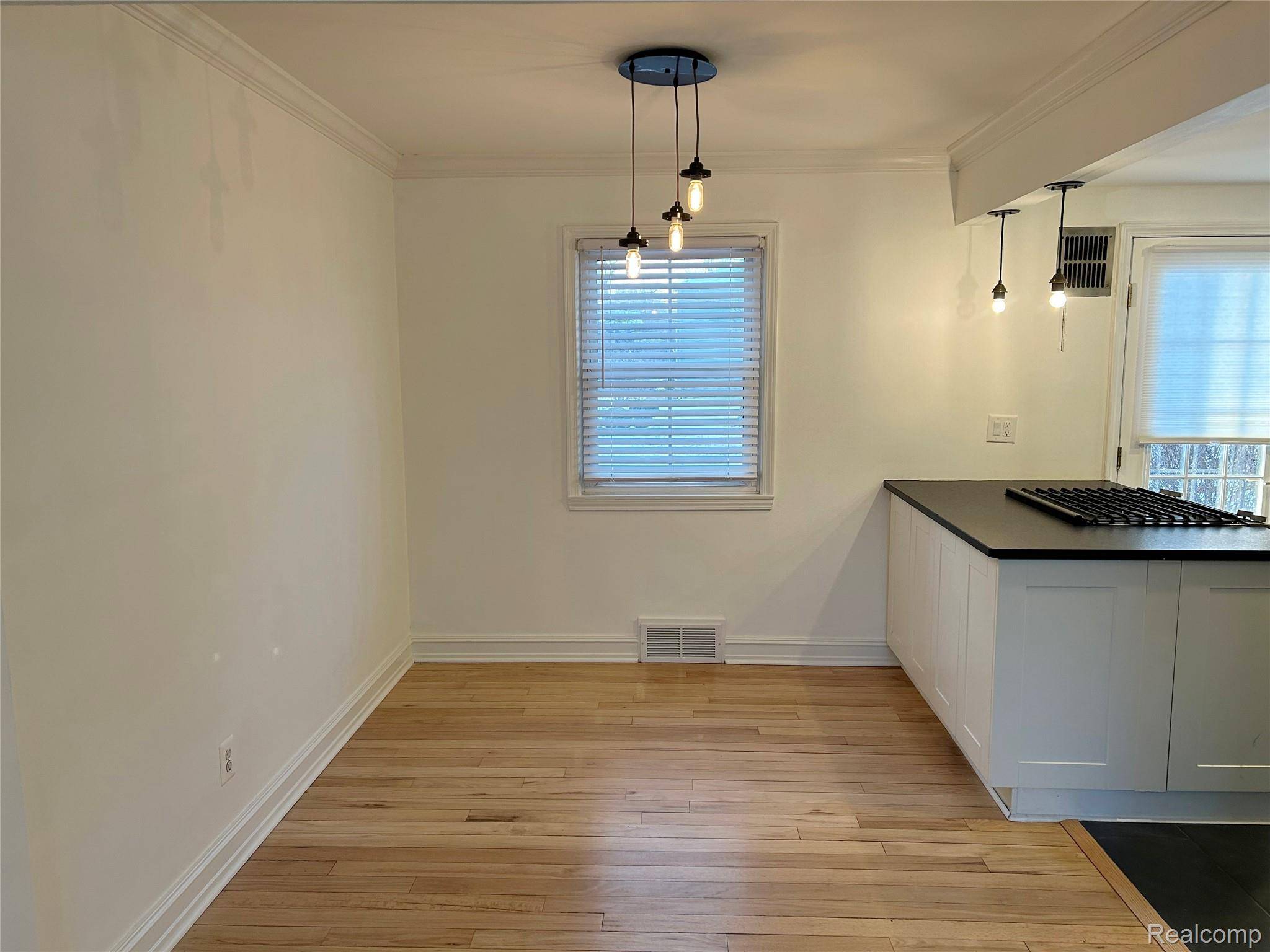 Birmingham, MI 48009,702 Graefield CT