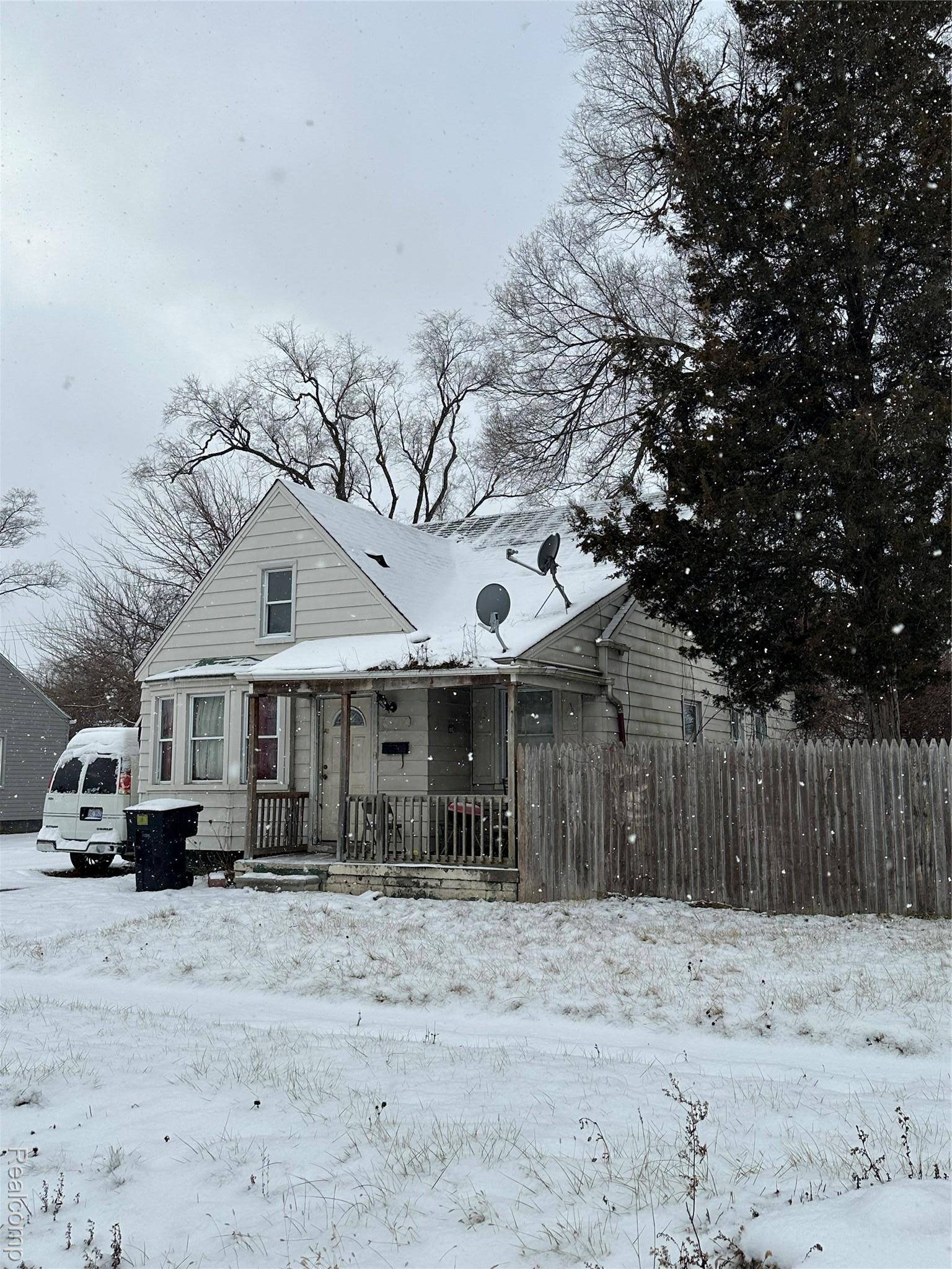 Detroit, MI 48227,11737 Winthrop ST