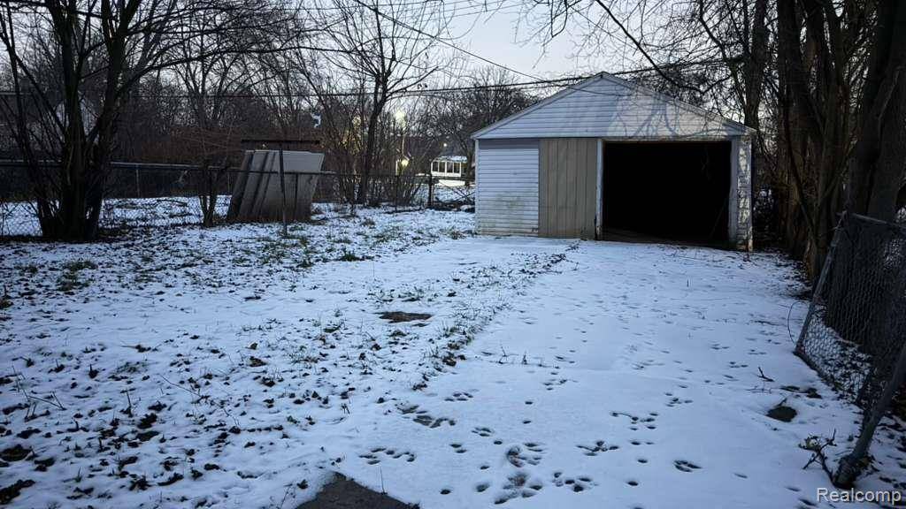 Detroit, MI 48228,7346 STAHELIN AVE