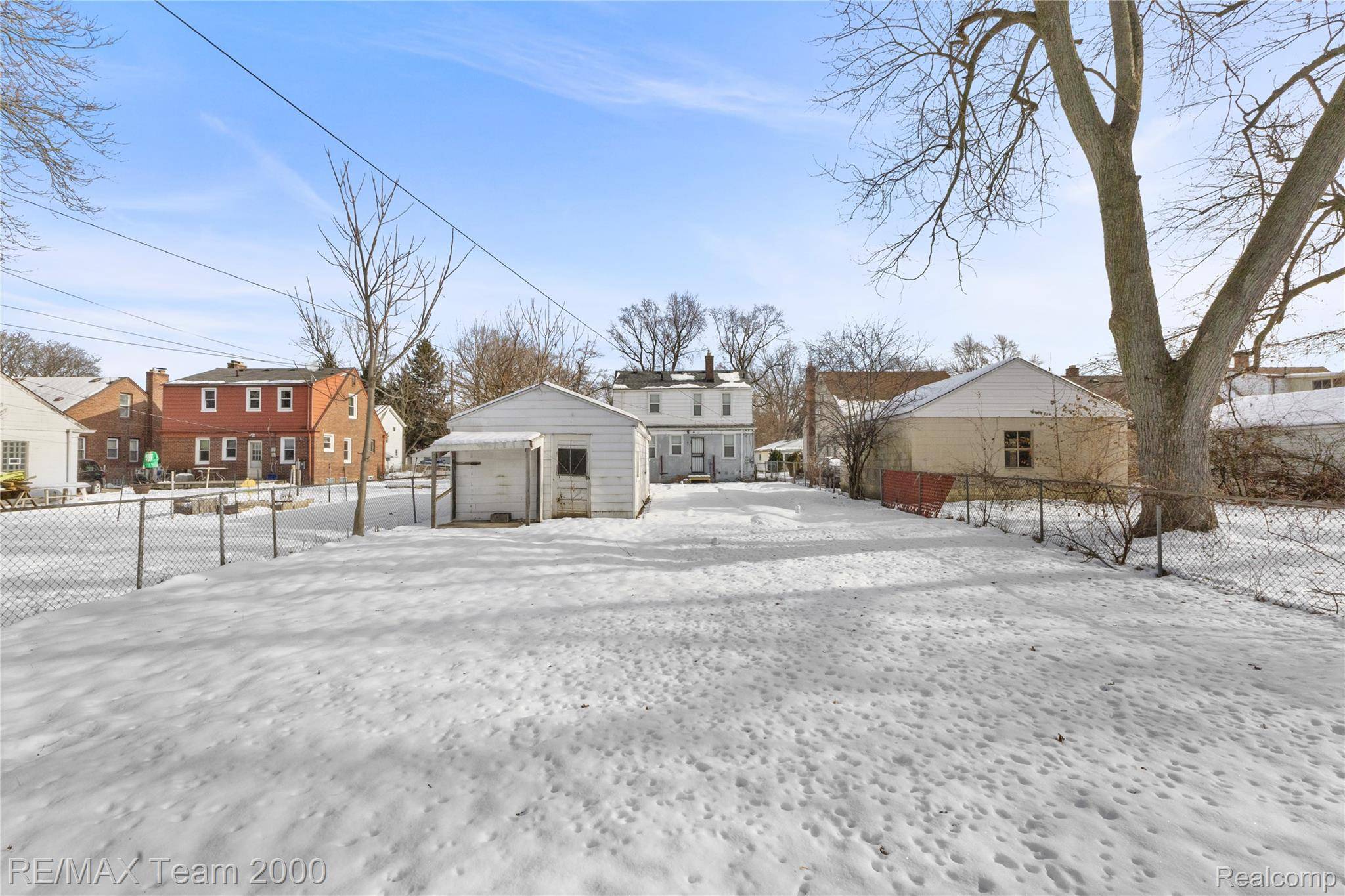 Redford, MI 48240,19299 Garfield