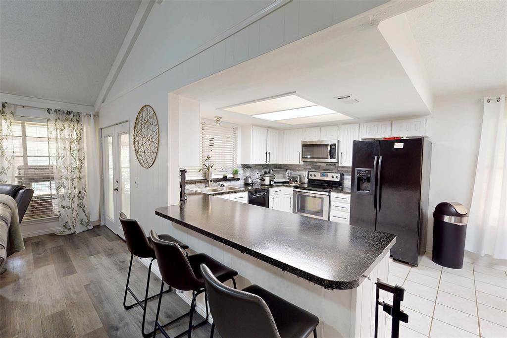 Arlington, TX 76014,1806 Briar Meadow Drive