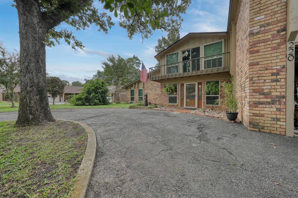 Hideaway, TX 75771,220 Texas Drive