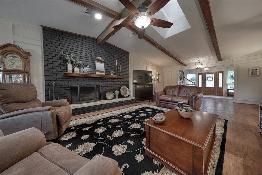 Hideaway, TX 75771,220 Texas Drive