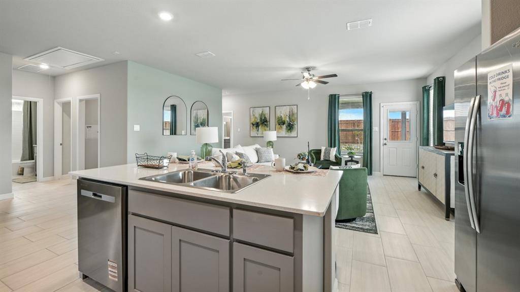 Denton, TX 76259,540 AMBER FIELDS Drive