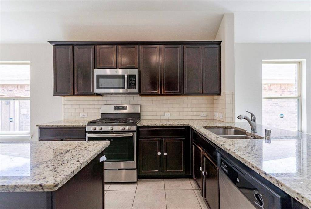 Cross Roads, TX 76227,1495 Acmite Avenue