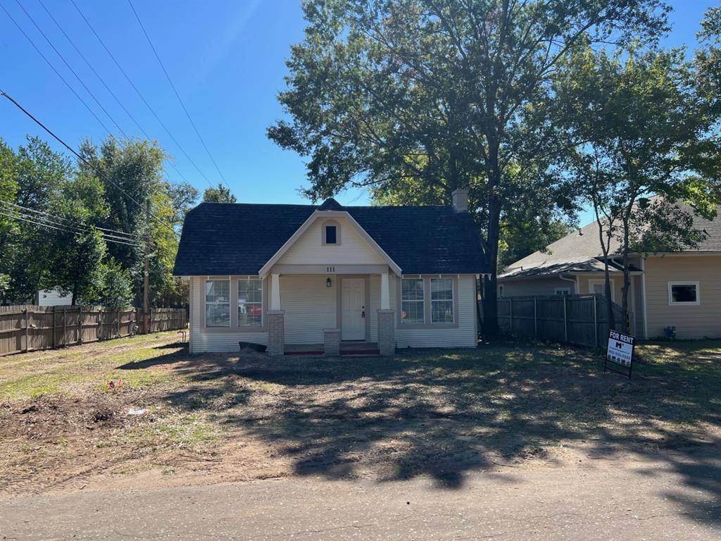 Grand Saline, TX 75140,111 W Wolfe Street