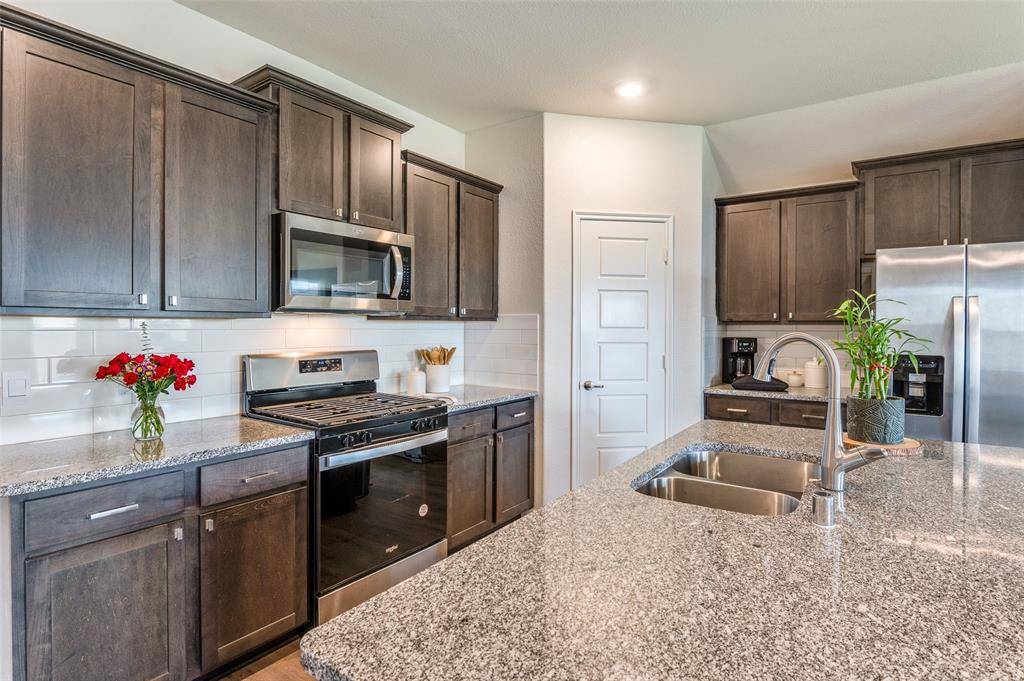 Mckinney, TX 75071,7216 Raynor Place