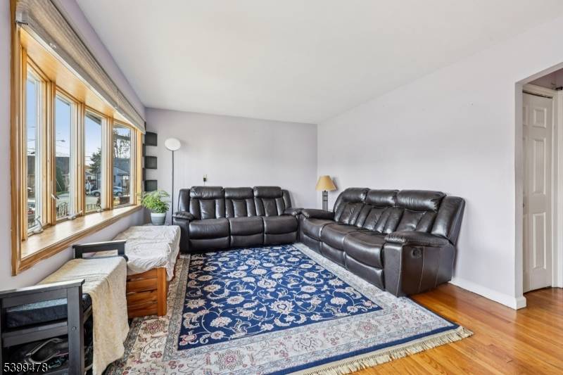 Passaic City, NJ 07055,18 Scher Pl