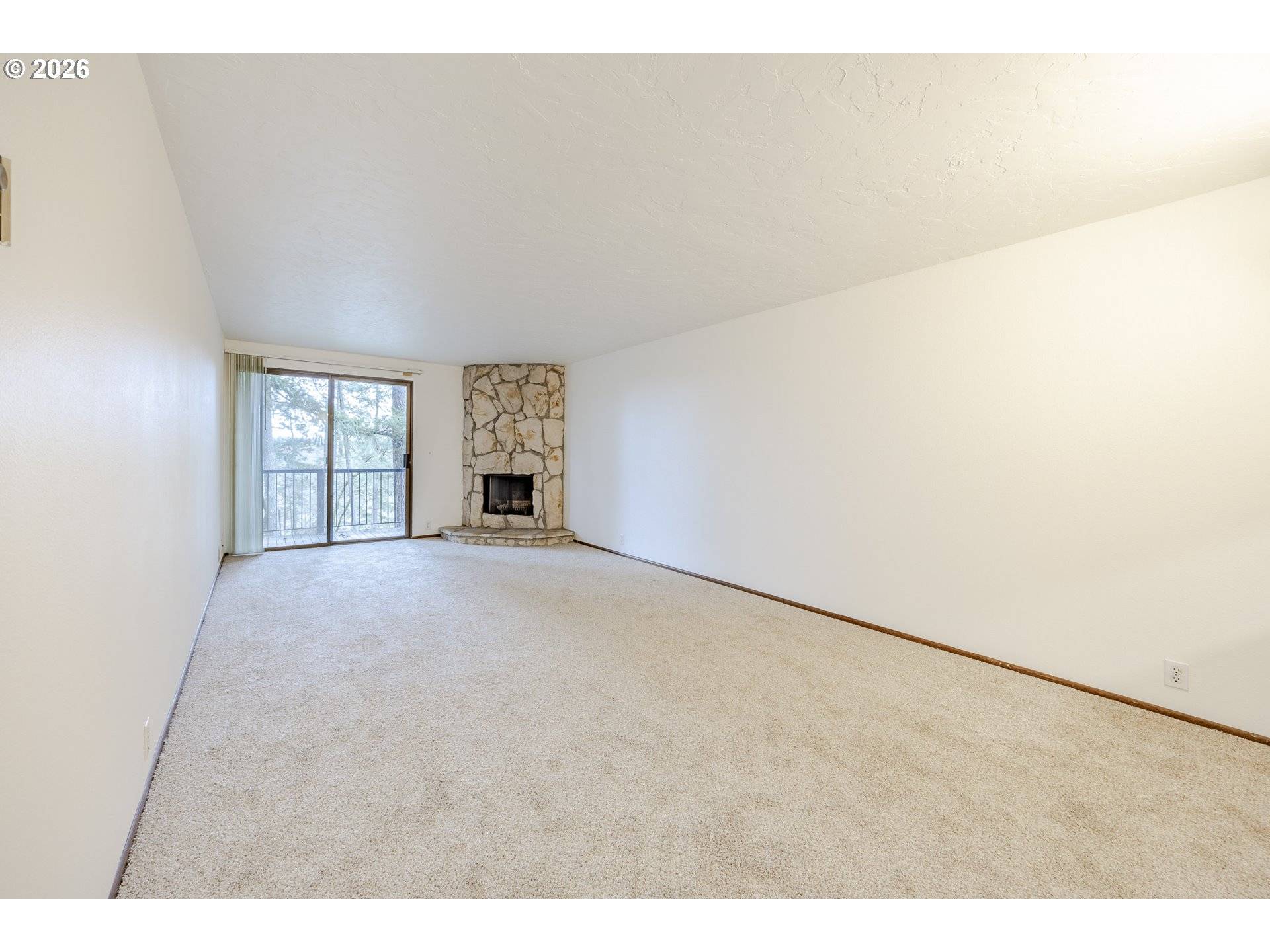 Eugene, OR 97405,2671 WOODSTONE PL