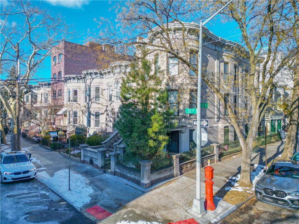 Brooklyn, NY 11219,983 52nd ST