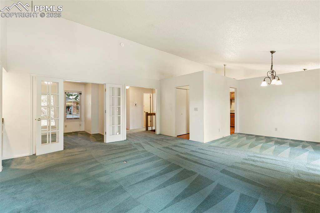 Colorado Springs, CO 80906,2051 Glenhill RD