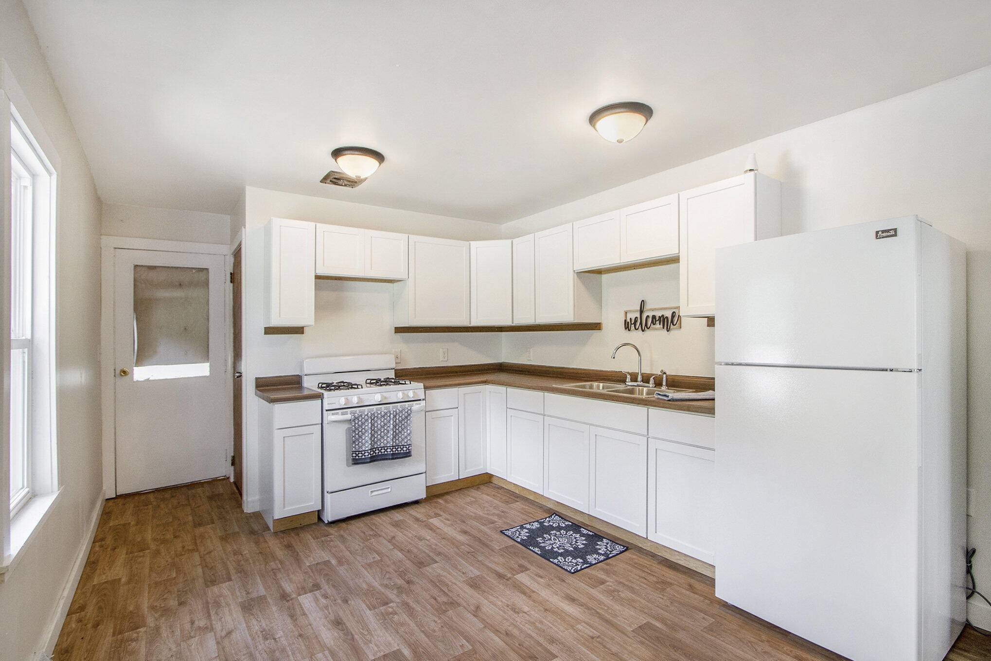 Kalamazoo, MI 49004,1042 E Mosel AVE