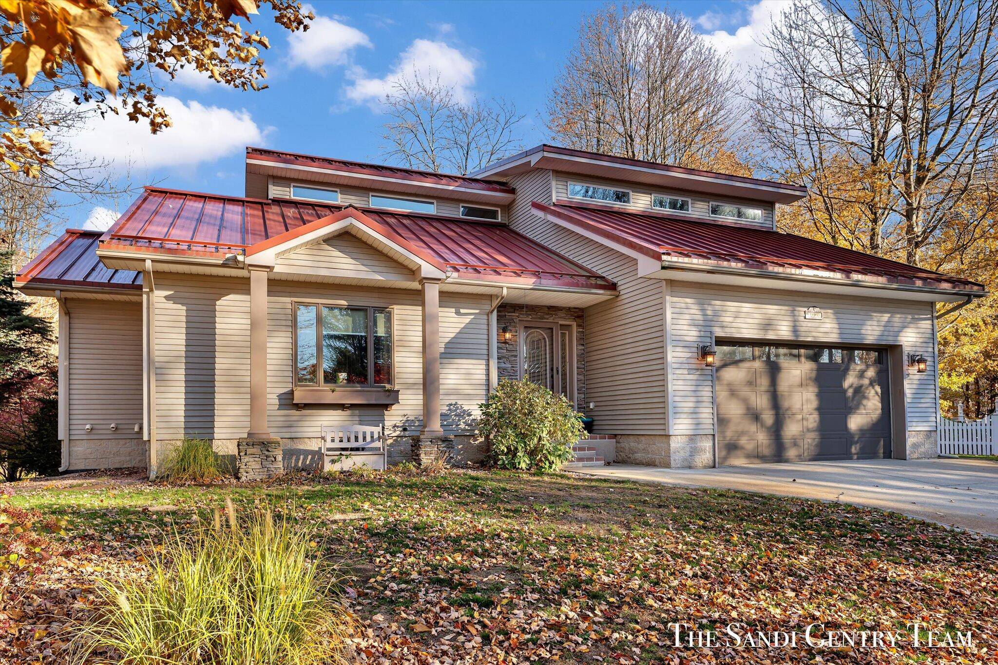 Norton Shores, MI 49441,1020 Brookway CT