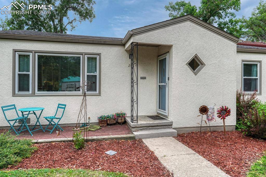 Colorado Springs, CO 80909,208 N Foote AVE