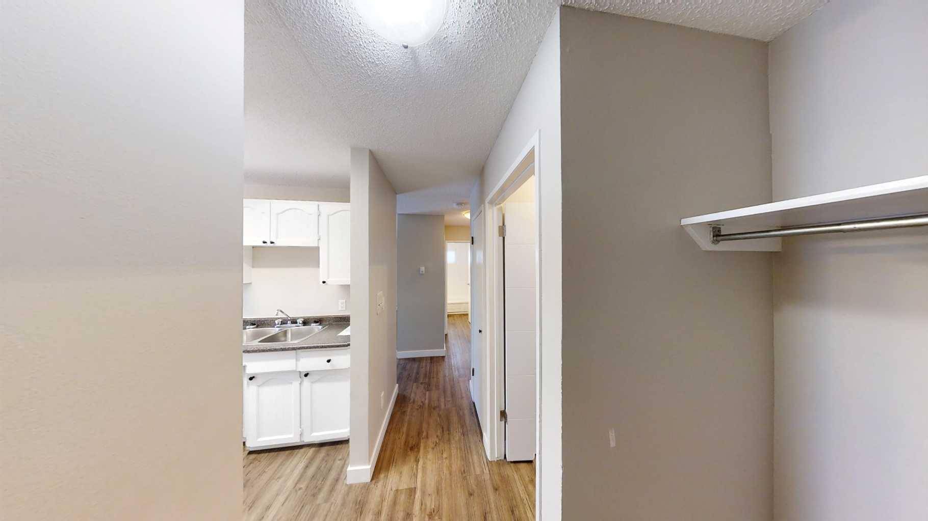 Grande Prairie, AB T8V1H4,10114 105 AVE #201