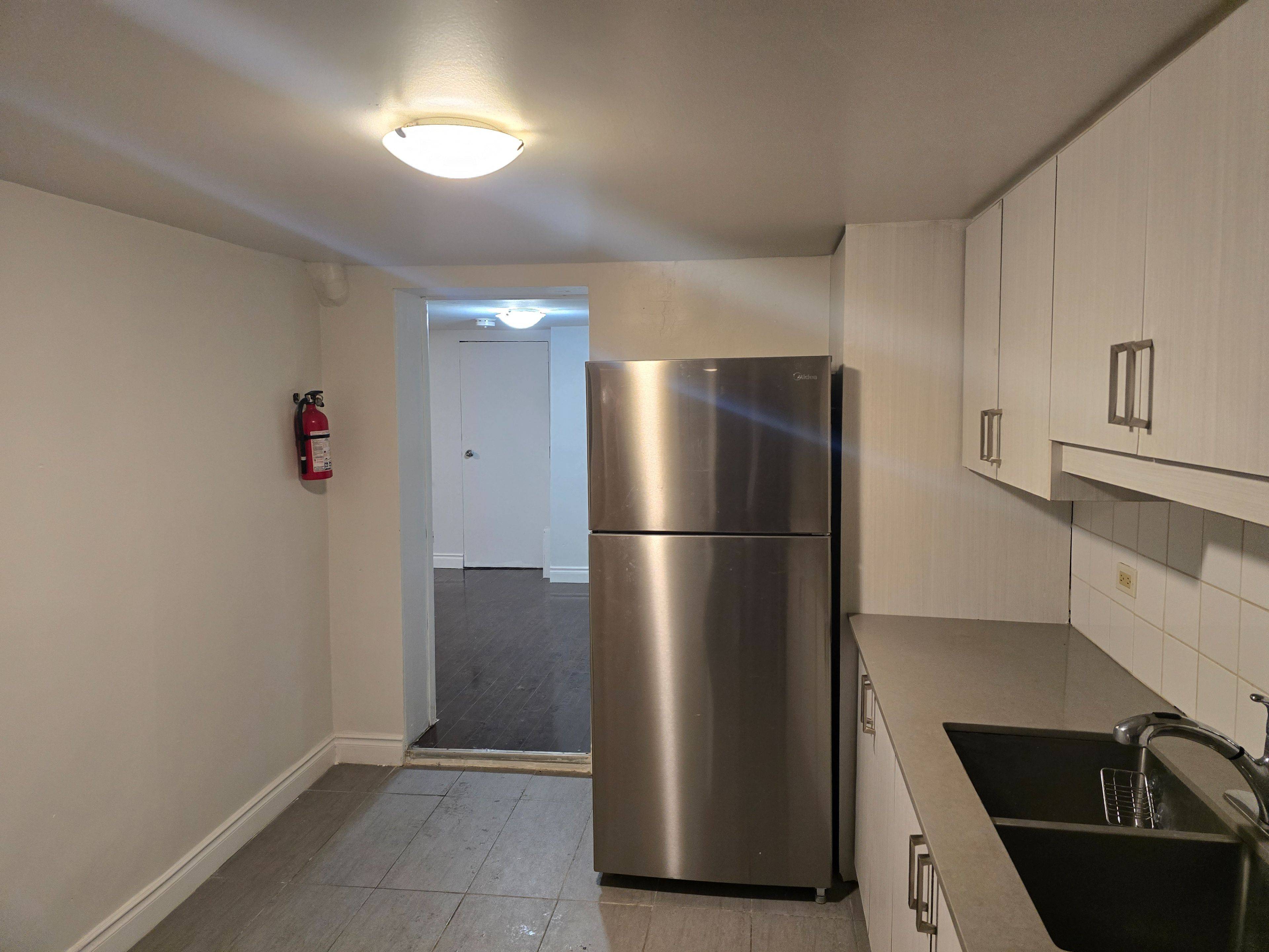 Toronto E10, ON M1E 3B5,24 Falaise RD