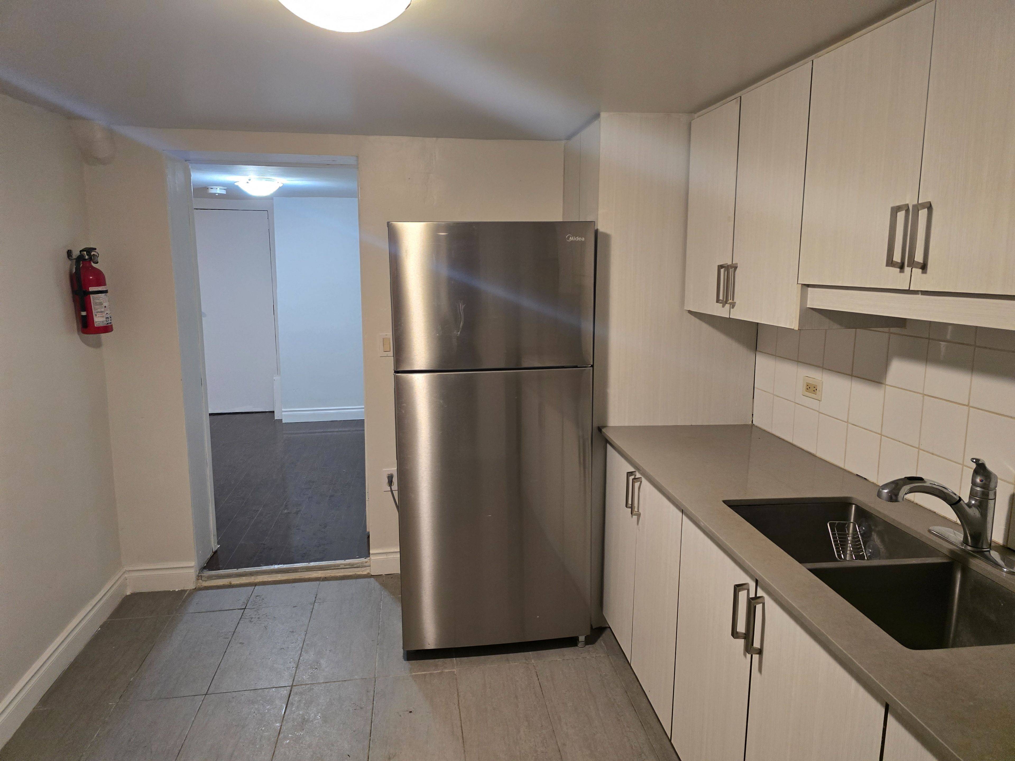 Toronto E10, ON M1E 3B5,24 Falaise RD