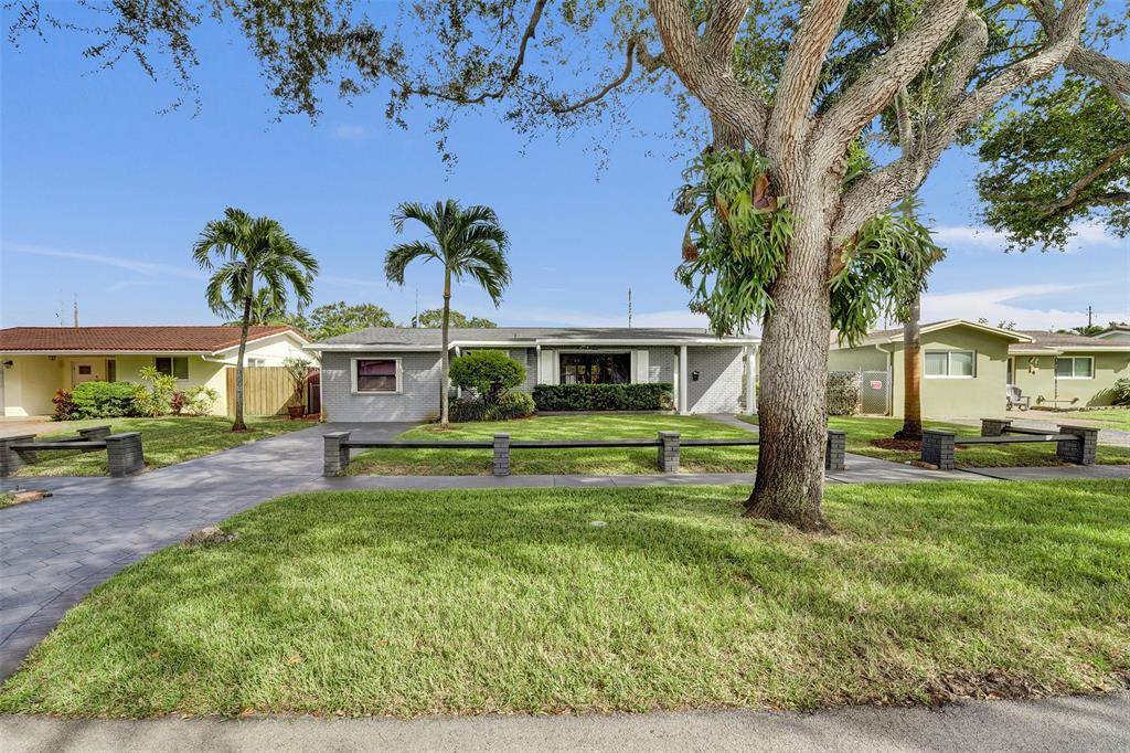 Hollywood, FL 33021,2201 N 49th Ave