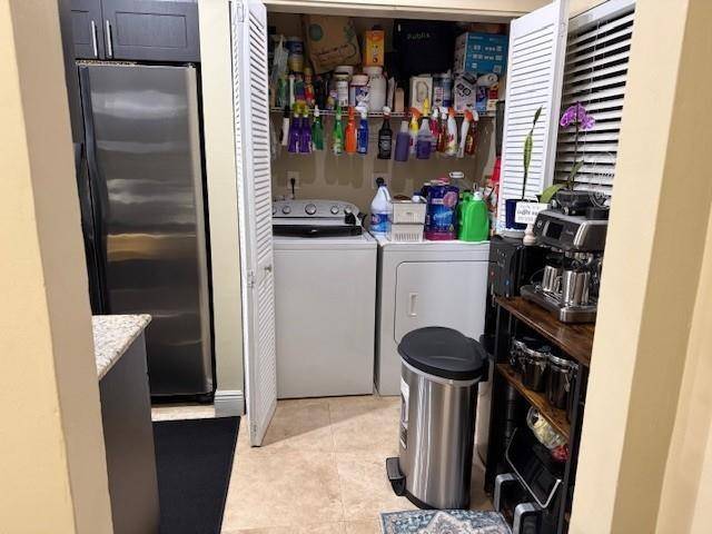 Pembroke Pines, FL 33025,223 E Palm Cir E #223