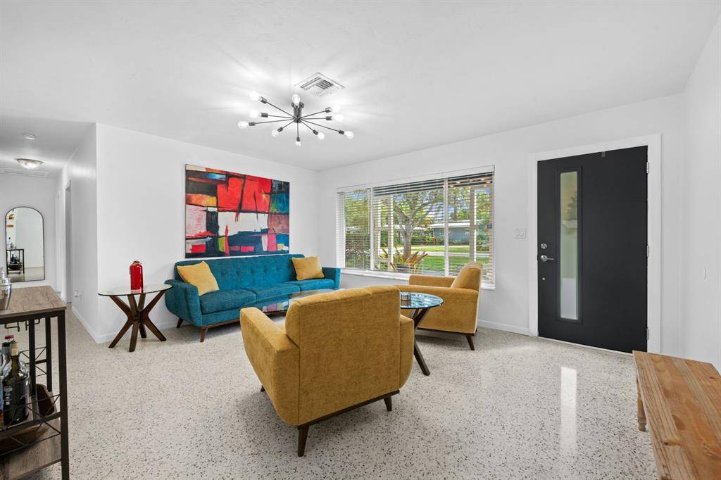 Wilton Manors, FL 33311,409 NW 27th St