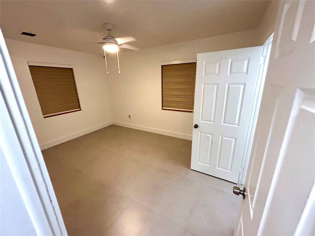 Miami, FL 33144,501 SW 67th Ave