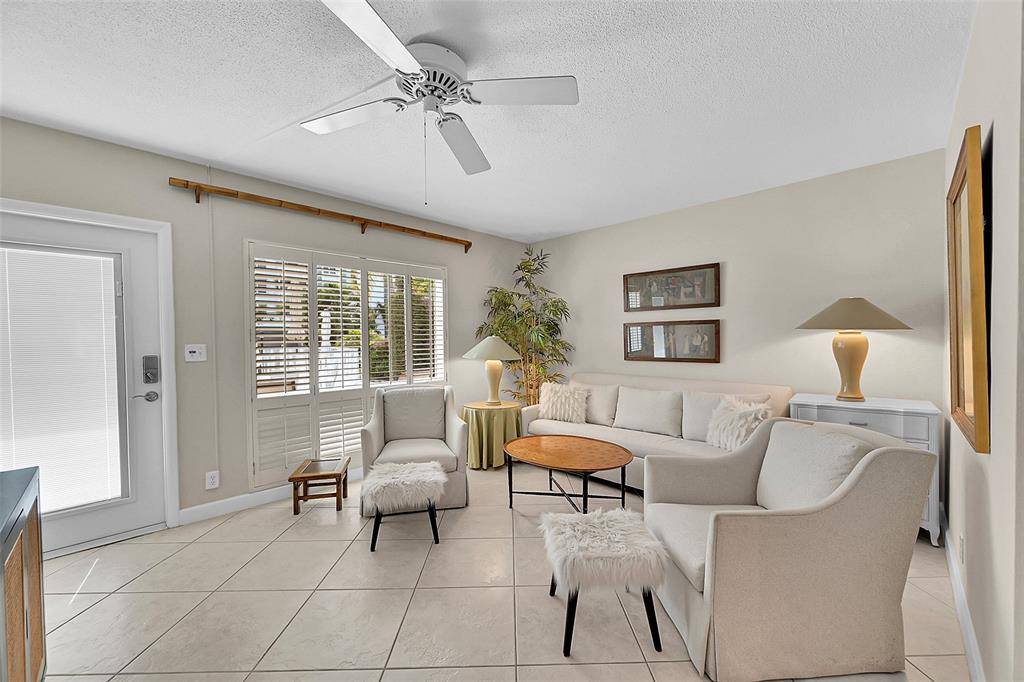 Pompano Beach, FL 33062,3215 SE 10th St #102