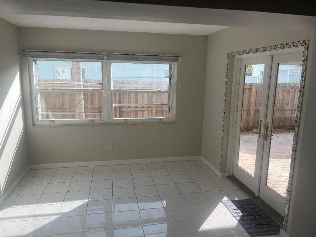 Dania Beach, FL 33004,837 NW 9th Ave