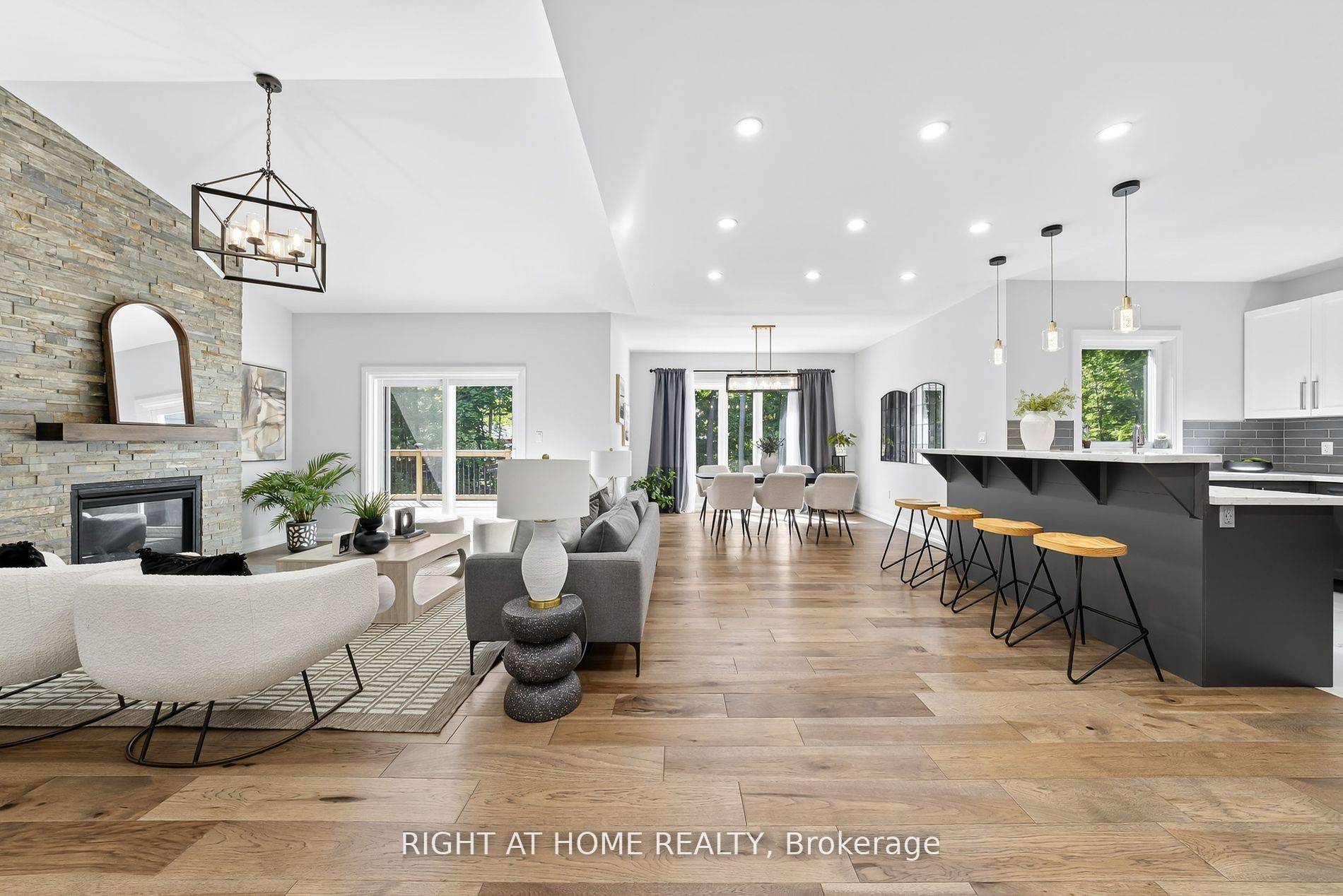 Tiny, ON L9M 0B5,9 Fairlawn GRV