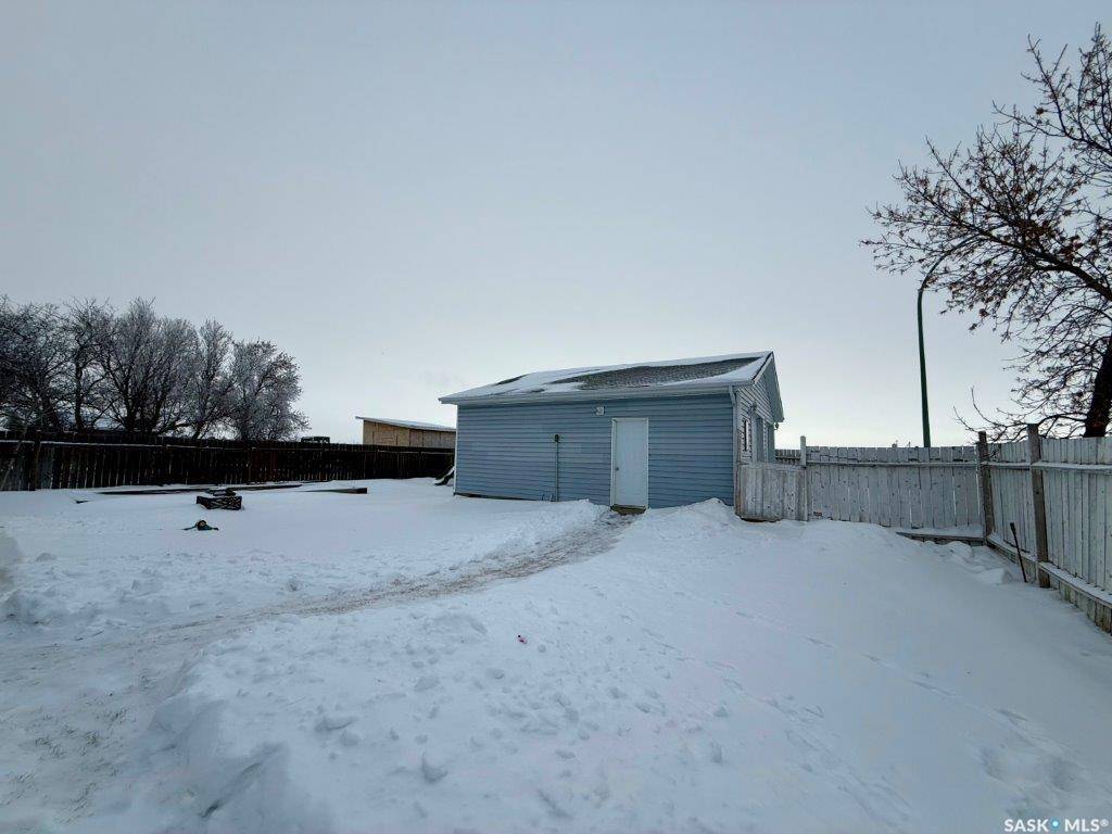 Kindersley, SK S0L 1S0,30 West ROAD