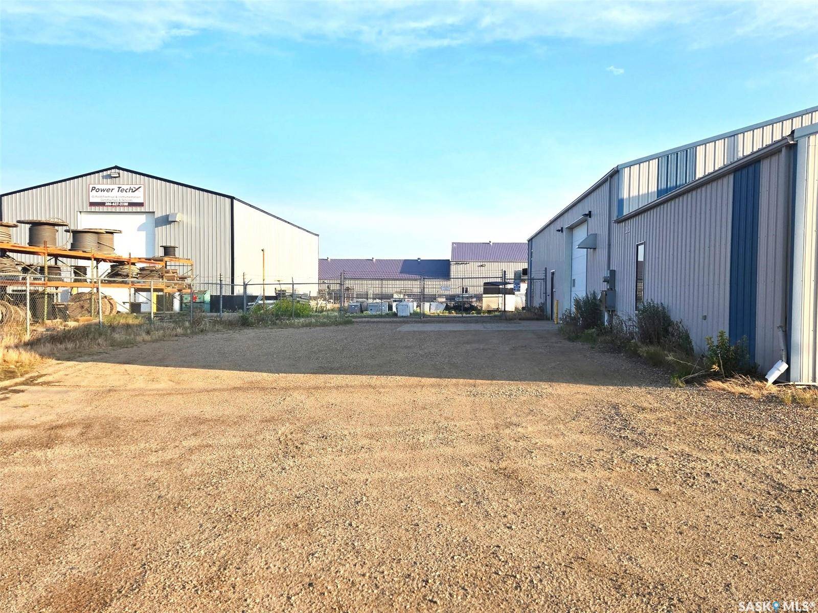 Estevan, SK S4A 2A4,64 Devonian STREET