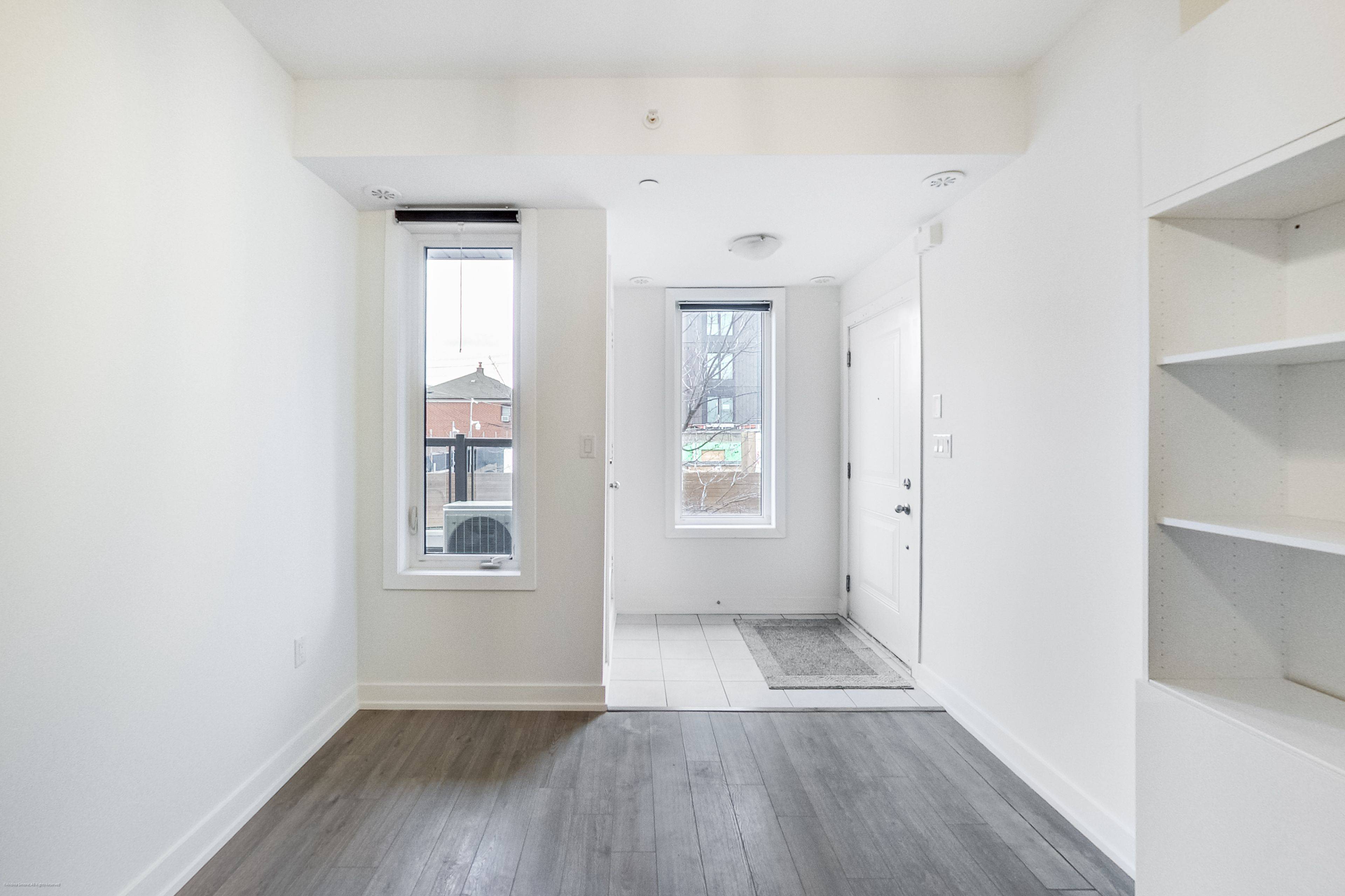 Toronto W06, ON M8V 1Y8,10 Drummond ST #504