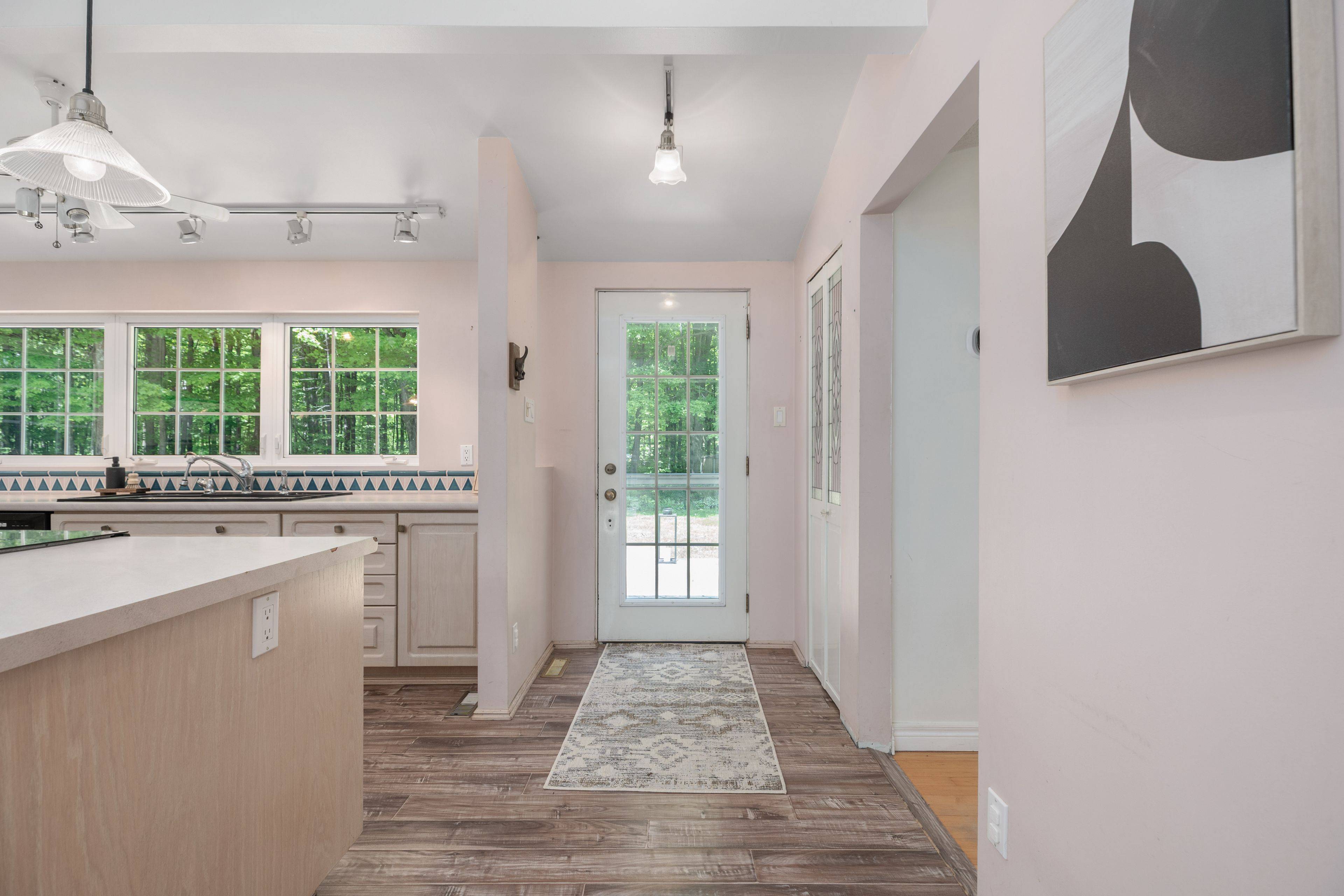 Mono, ON L9W 6E6,953026 7th Line