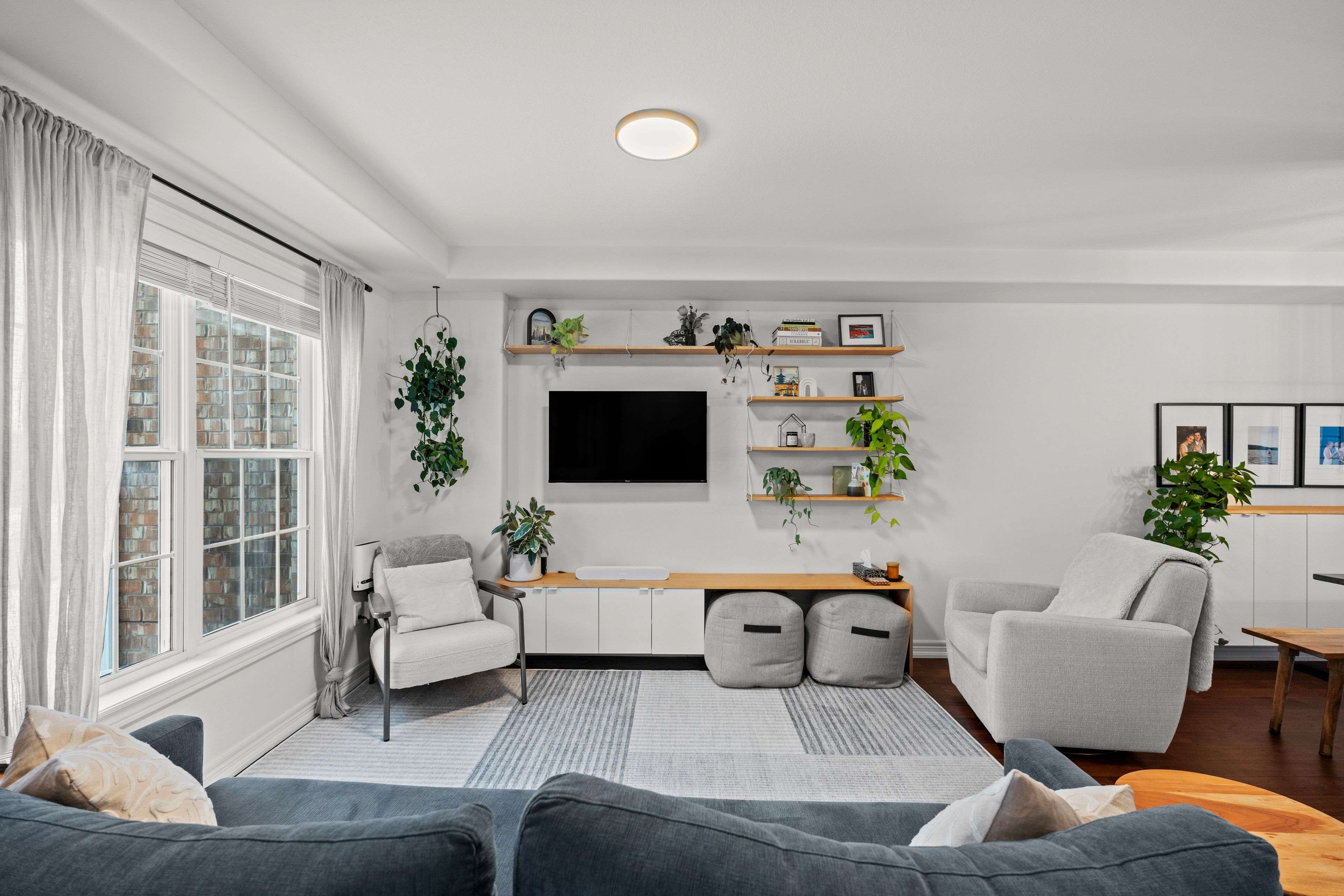 Peterborough, ON K9H 0H7,800 Broadway BLVD