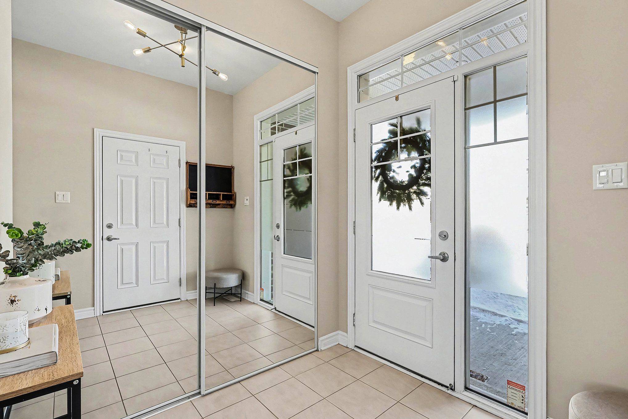 Orleans - Cumberland And Area, ON K4A 1H4,832 June Grass ST