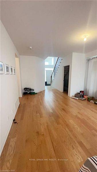 Niagara Falls, ON L2G 7H8,6723 Sam Iorfida DR