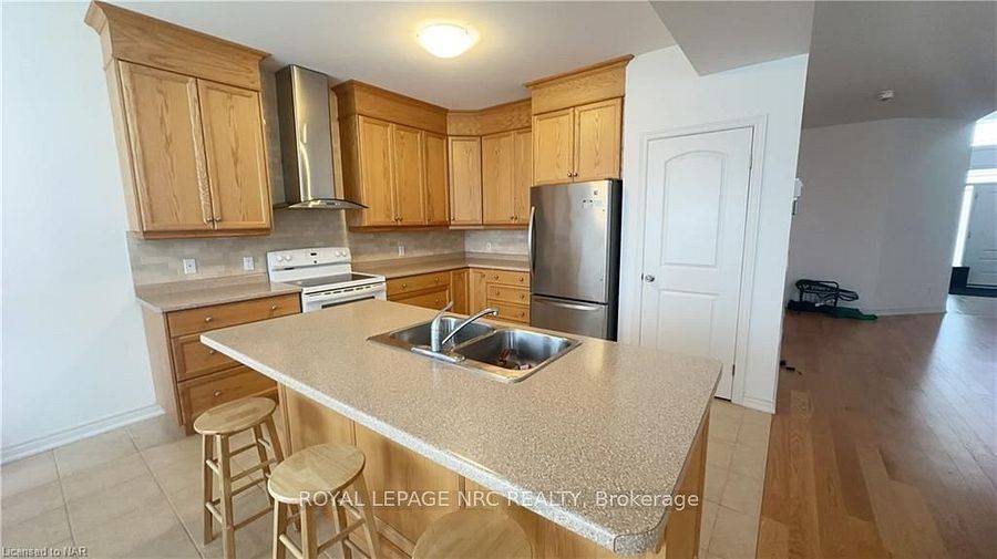 Niagara Falls, ON L2G 7H8,6723 Sam Iorfida DR