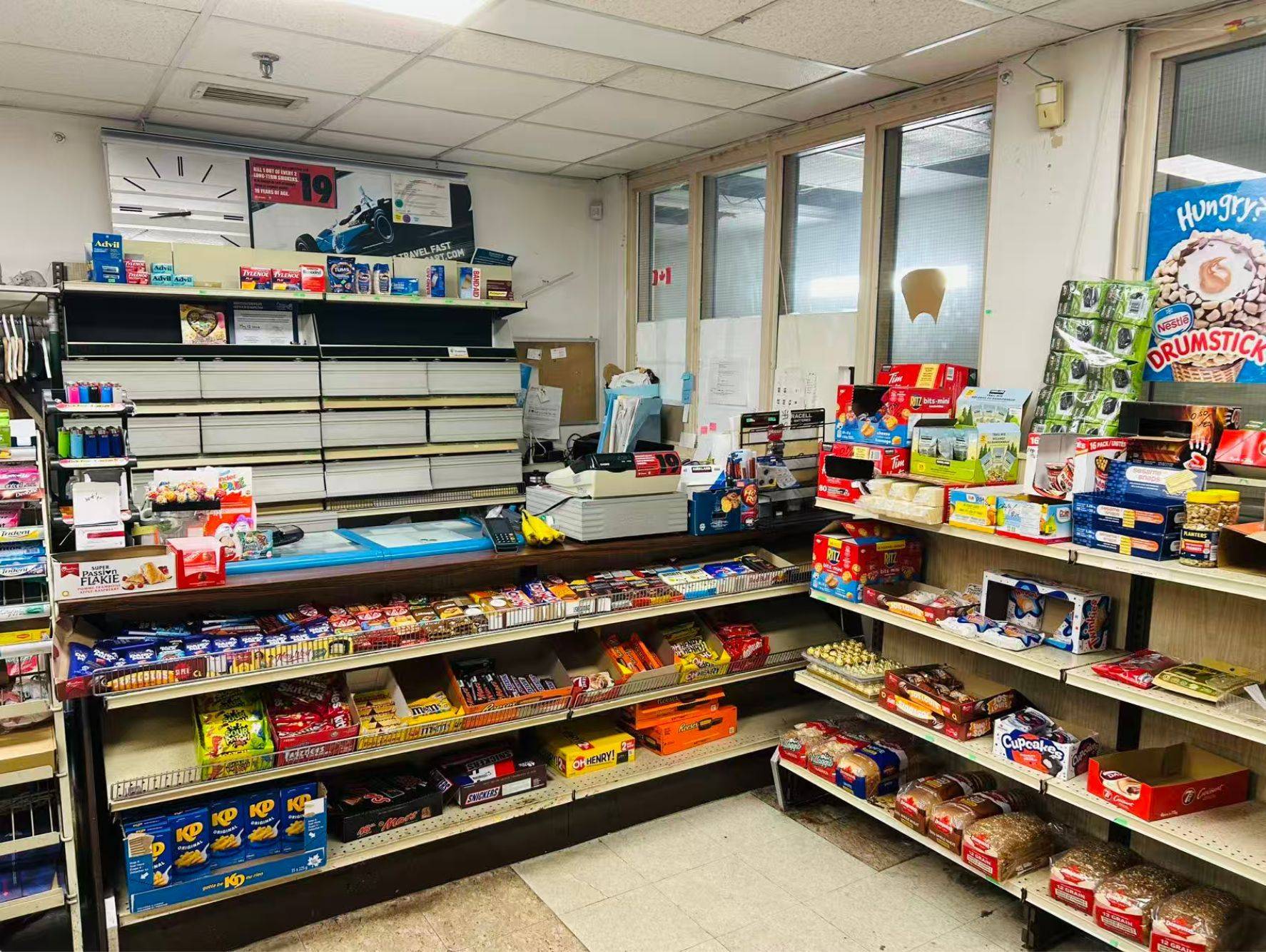 Ottawa Centre, ON K1R 7T8,440 Gloucester ST #B1