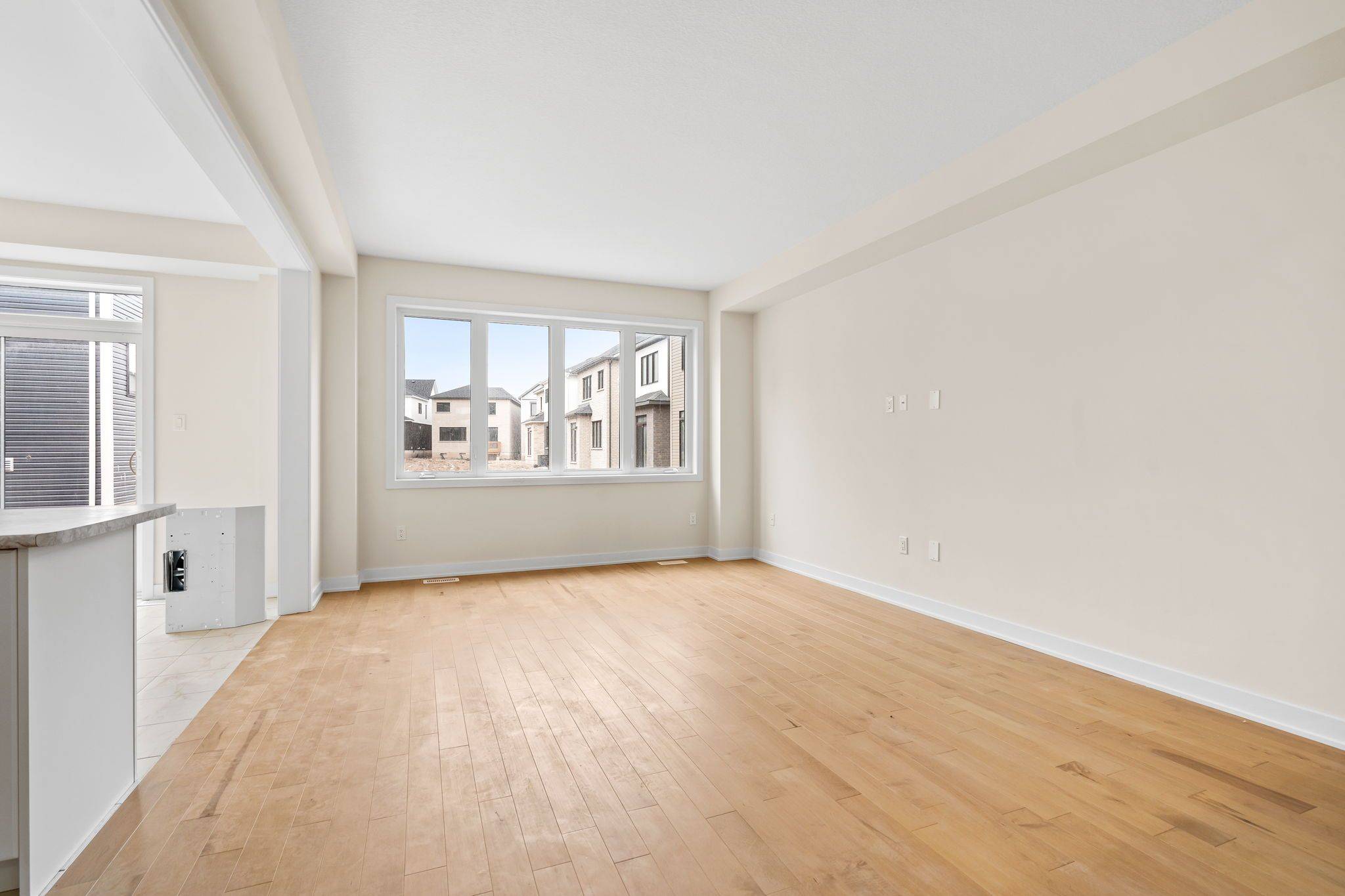 Welland, ON L3B 0M6,400 EASTBRIDGE AVE